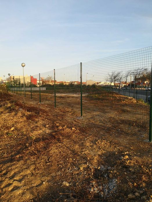 Limpeza de terrenos/Construção/Escavações