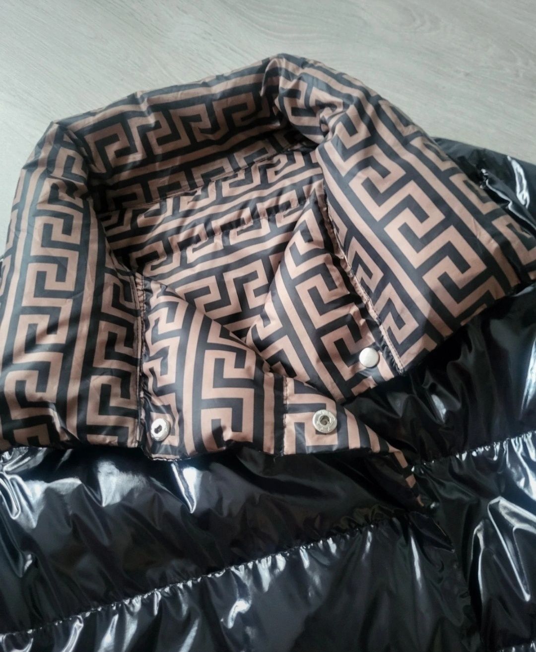 dwustronna kurtka płaszcz damski puchowa pikowana czarna lakierowana M