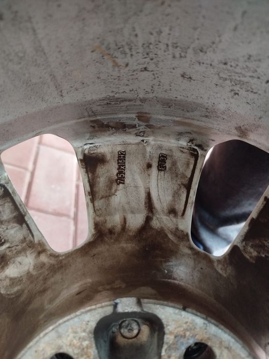 Alufelgi 16cali Audi a6 a4 5x112 66.6 et 37