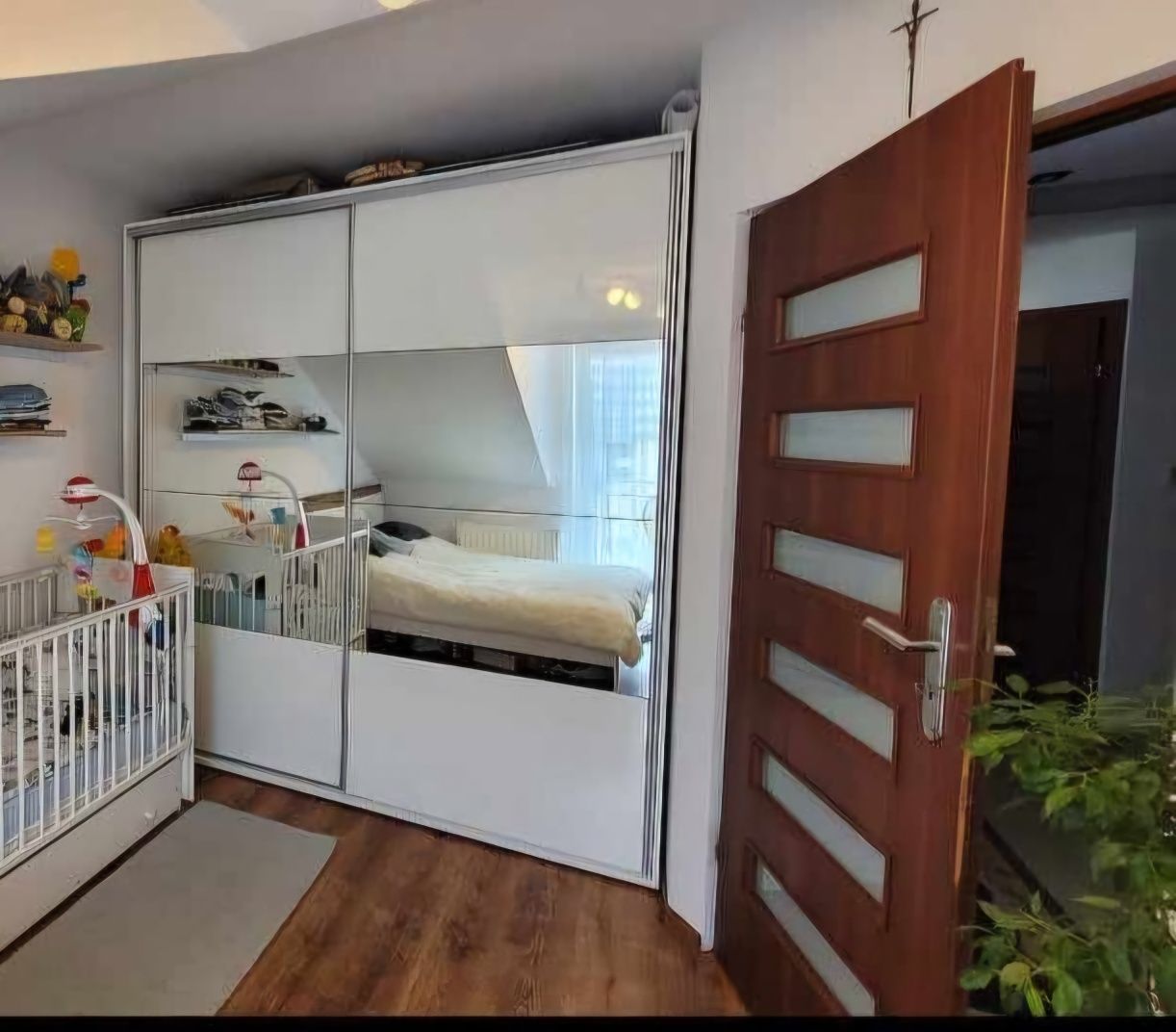 Szafa przesuwna Flex 260 cm z lustrem biała