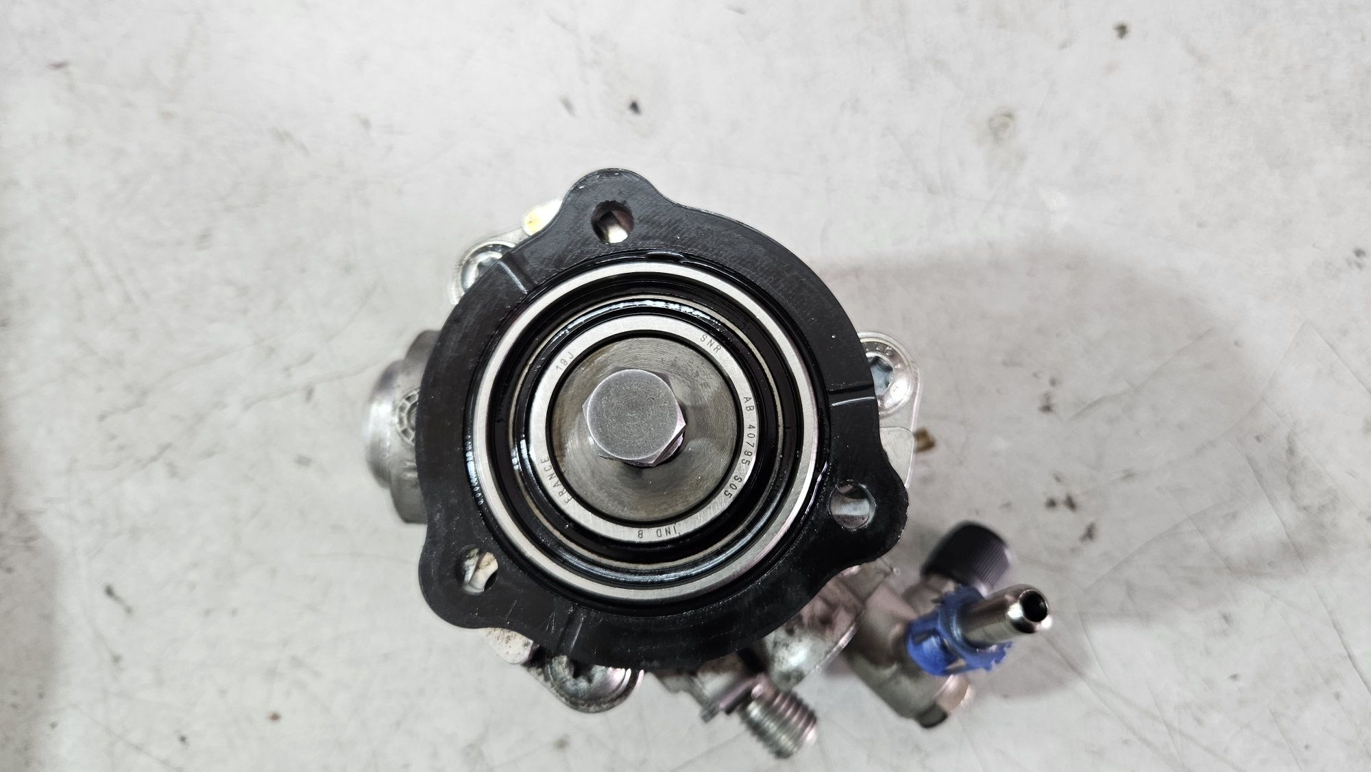 Pompa wtryskowa cisnienia 2.2 benzyna 155km opel Zafira b vectra c