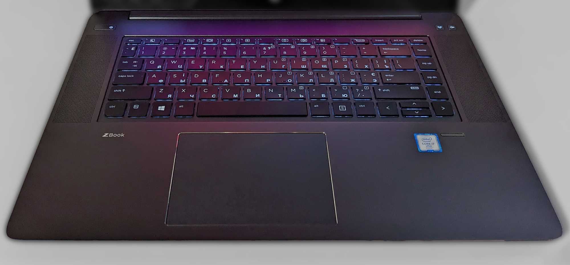 Игровой HP ZBook Studio i7/4xC/3.6GHz/Touch/16G_RAM/512G_SSD/NVIDIA4GB