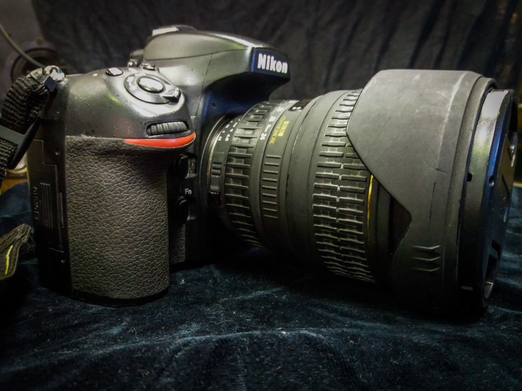Nikon D800 + Objetiva Sigma 24-70mm f2.8 + 1 Grip