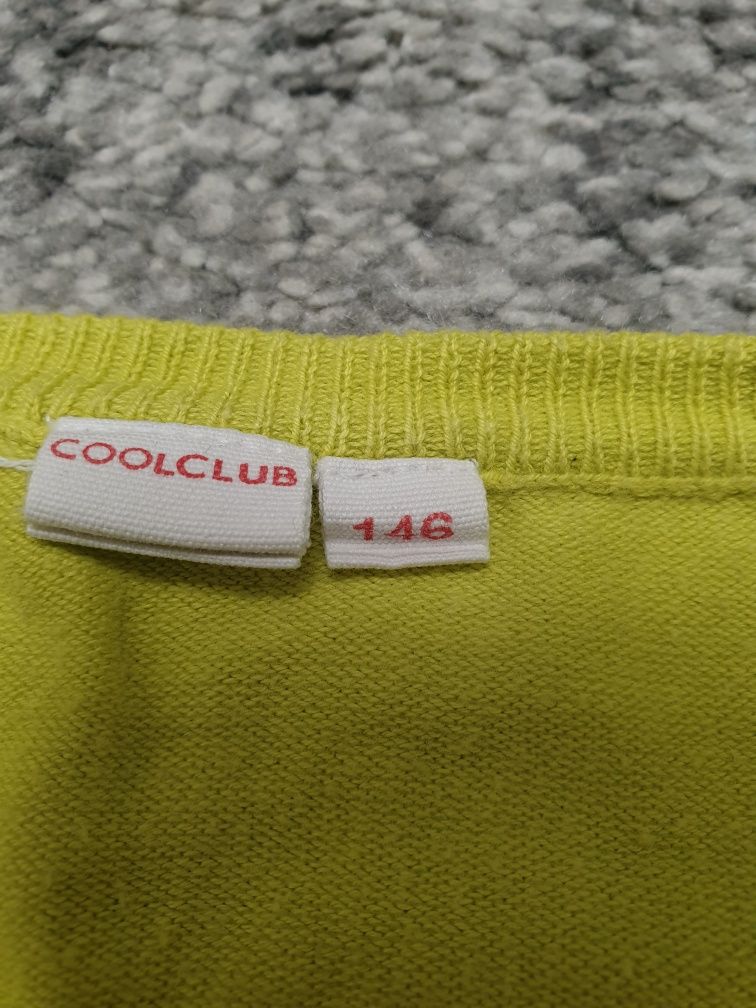 Zielony zapinany sweterek 146cm cool club