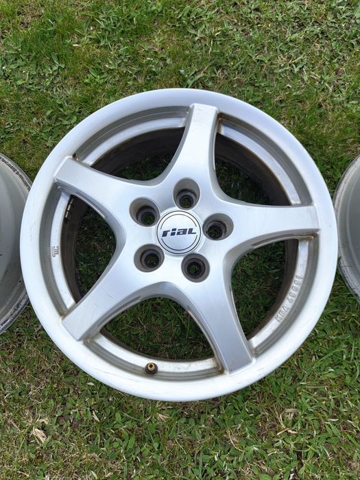 Felgi RIAL R16 5x112 6,5Jx16 H2 ET50 pasują do Ford Volvo peugeot itp