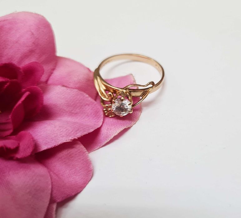 Złoty pierścionek z oczkiem  2,38G P583 R17