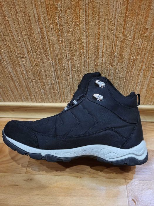 Продам зимнюю обувь Radder на мальчика