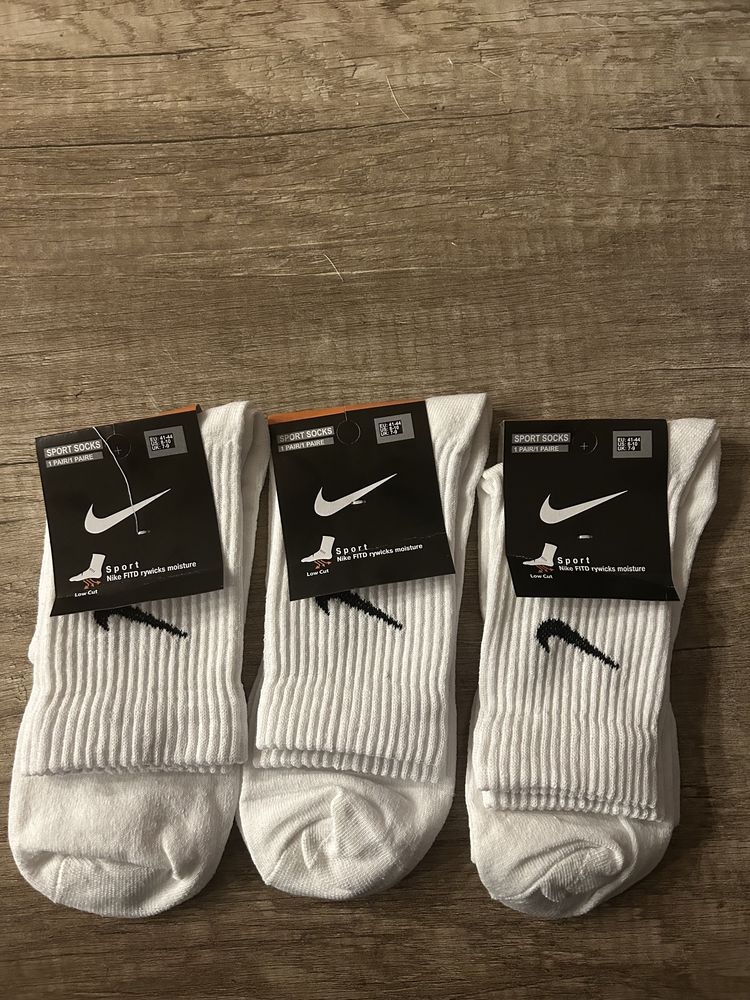 Skarpety skarpetki 3 pack skarpet nike rozmiar 41-44 białe długie