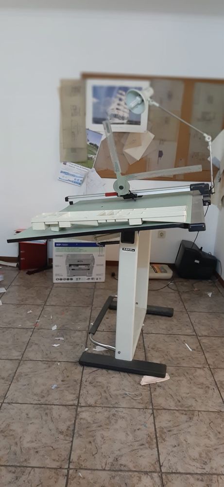 Estirador Arnal profissional