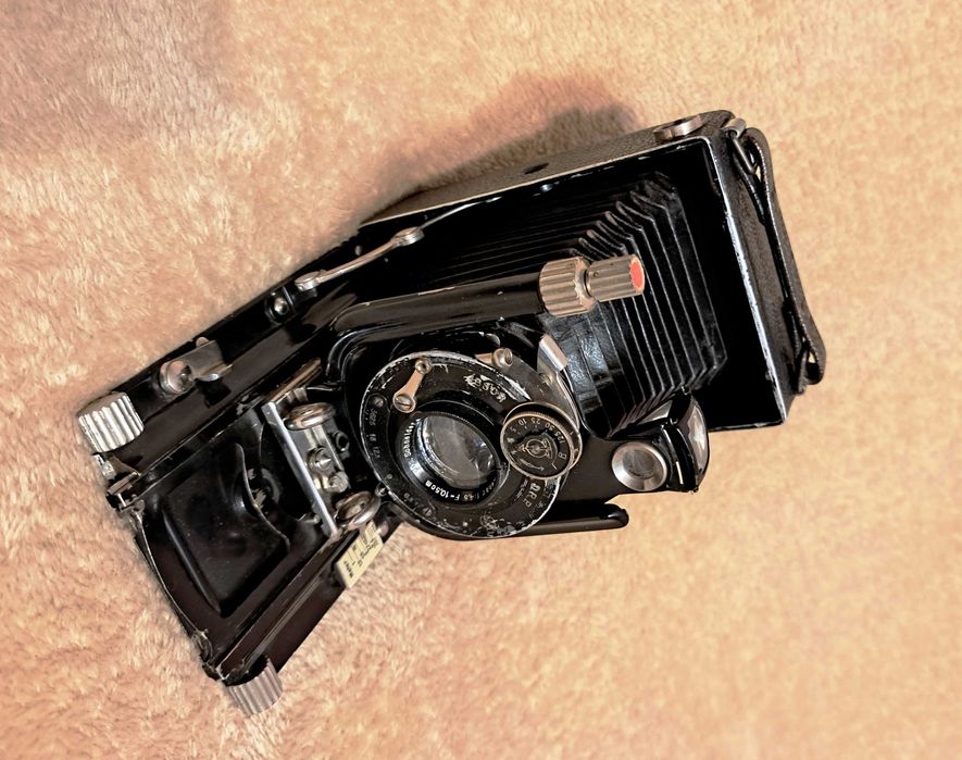 Zabytkowy aparat miechowy Voigtlander 9x12 cm