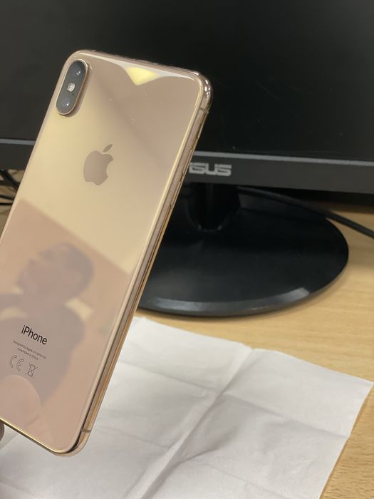 iPhone XS Max 64GB Dourado!