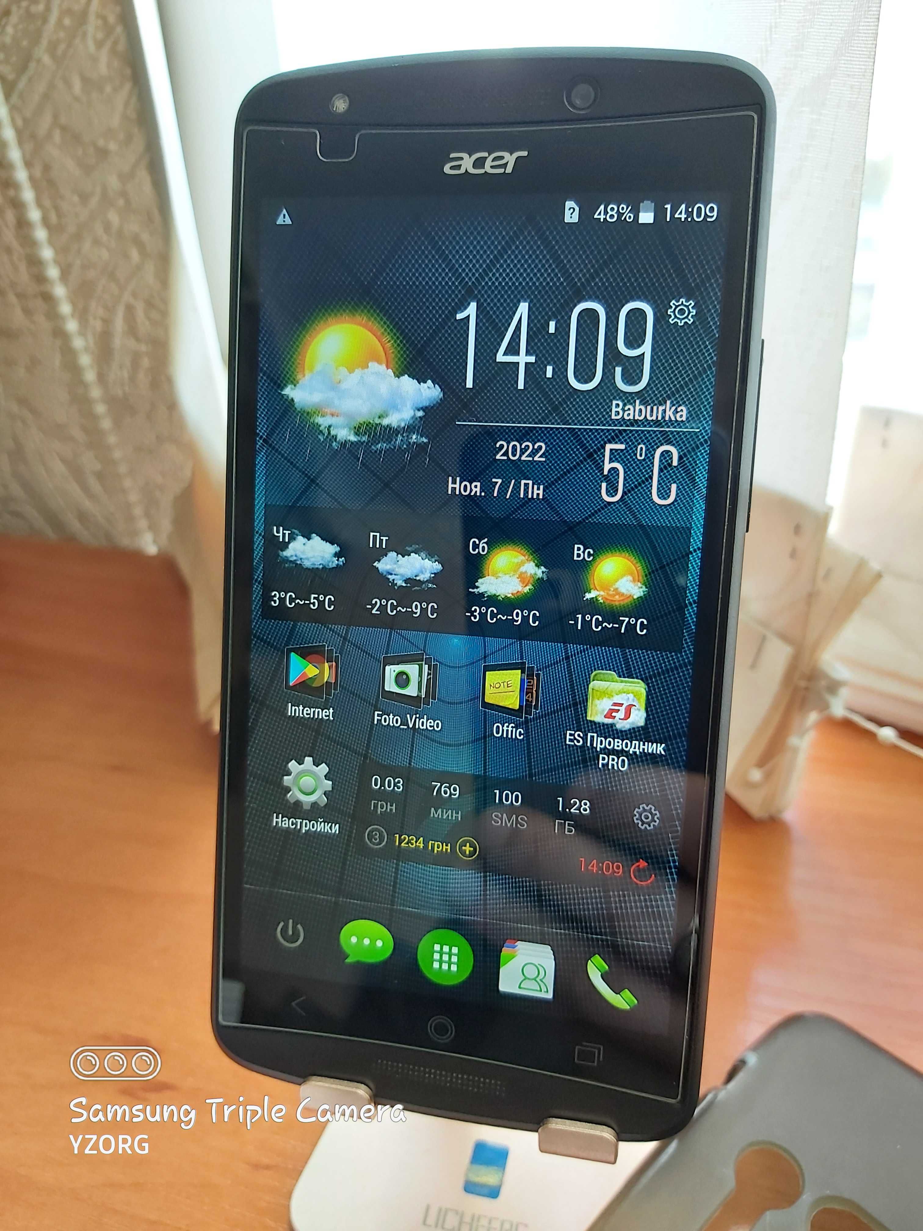 Acer Liquid E700 (3 SIM карты)
