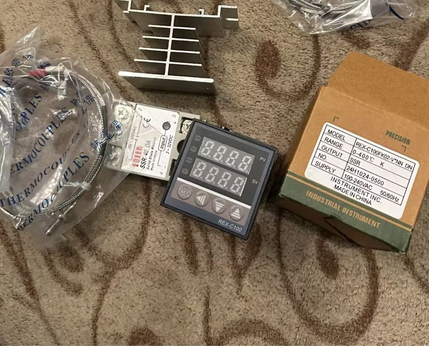 PID регулятор REX-C100 SSR-40DA