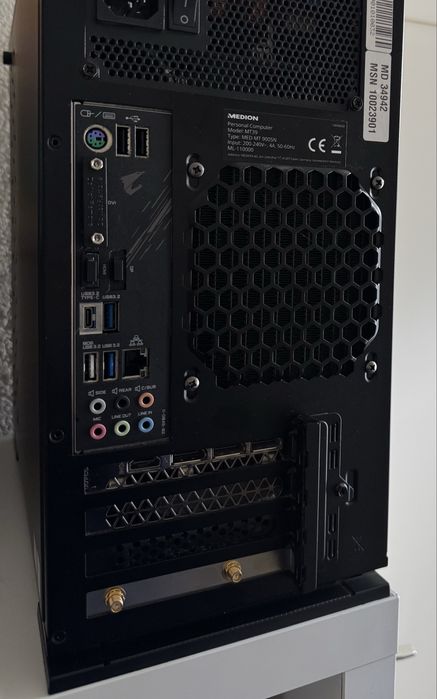 Medion Erazer Intel Core i7-10700F, 32 GB, 1000 GB, GeForce RTX 3070