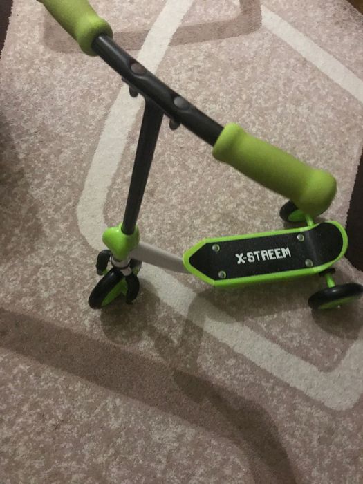 Moto Chicco trotinet