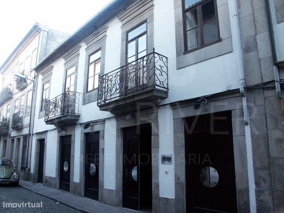 Prédio - Restaurante + Alojamento Local - Viana do Castelo