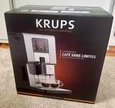 KRUPS EA877D10 ESP Intuition Experience +