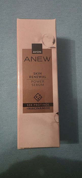 Serum odmładzające AVON