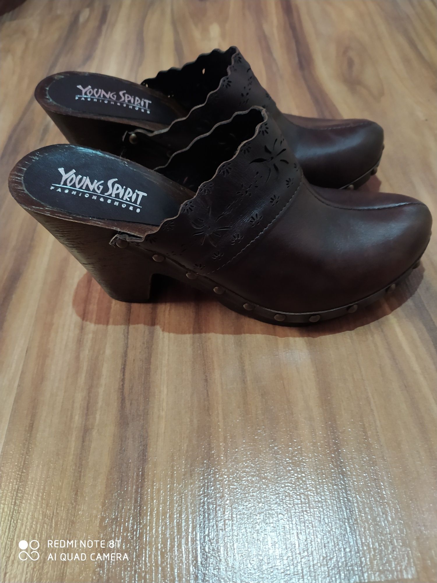 Buty   36  nowe  Deichmann