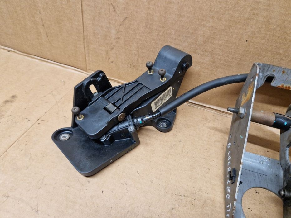 Pedał hamulca podstawa pedału gazu Jeep Grand Cherokee III WK WH