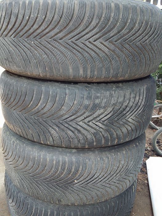 Cena za 4 Opony zimowe 225/55r17 MICHELIN