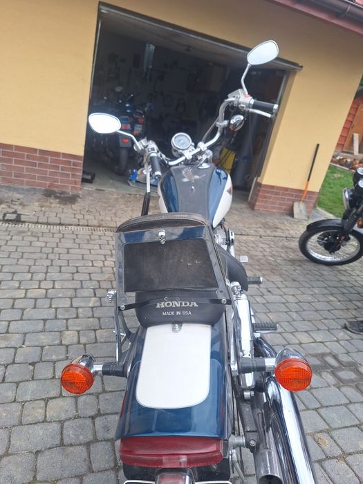 Honda SHADOW 1100