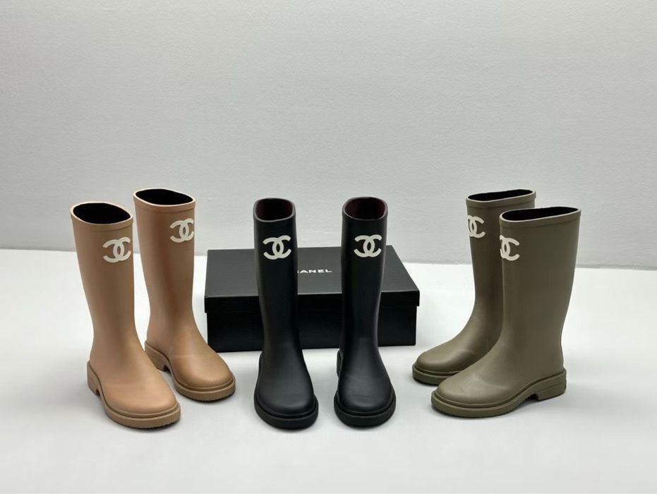 Гумові чоботи в стилі chanel