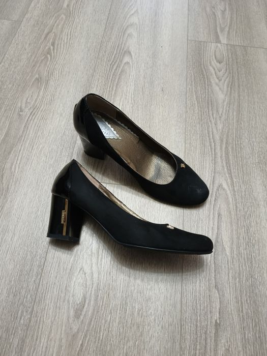 Туфлі замшеві, р.37