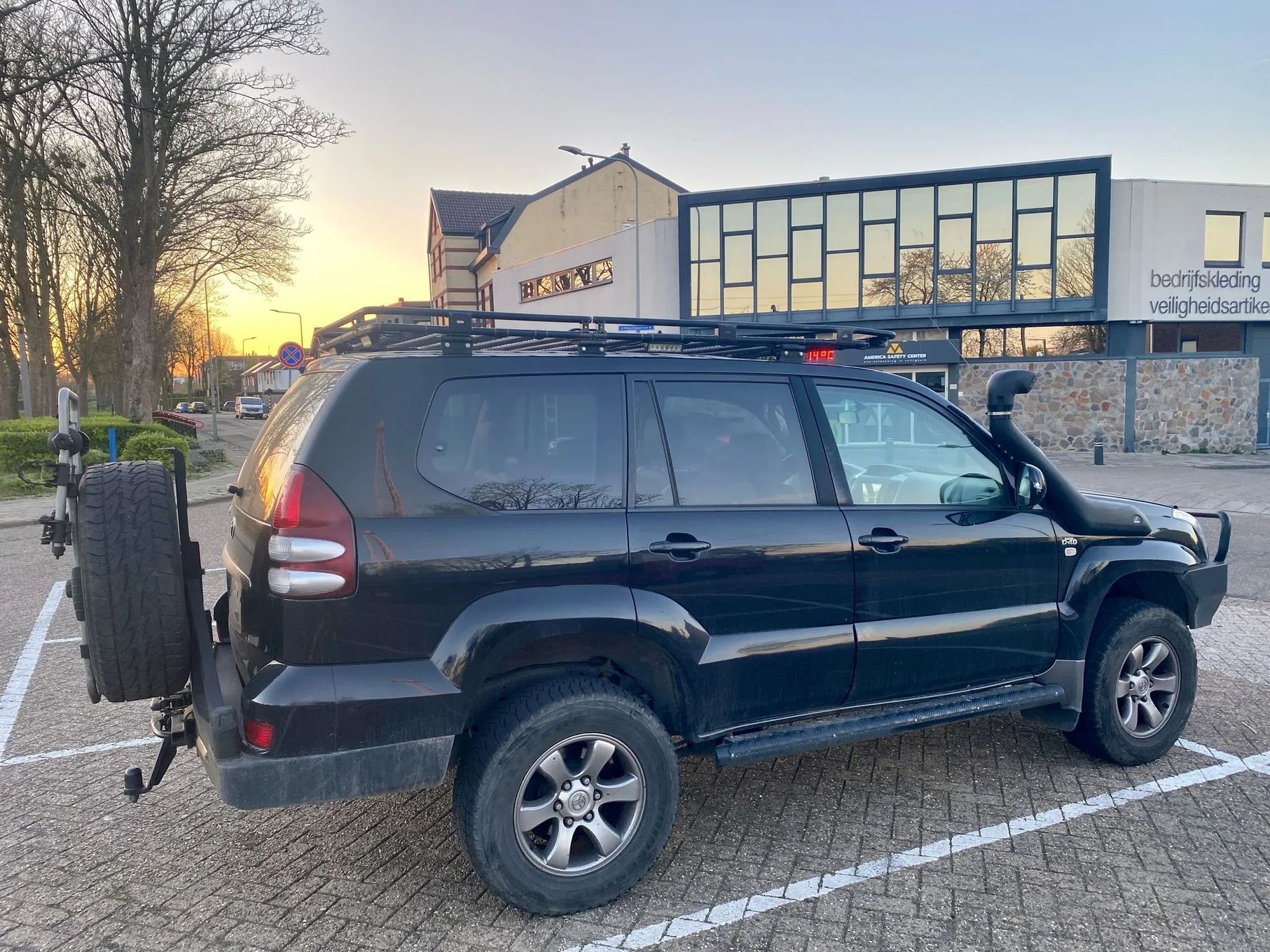 Toyota Land Cruiser Toyota Land Cruiser 120 3.0 D-4D – wyprawówka • 2008 • 420000 km