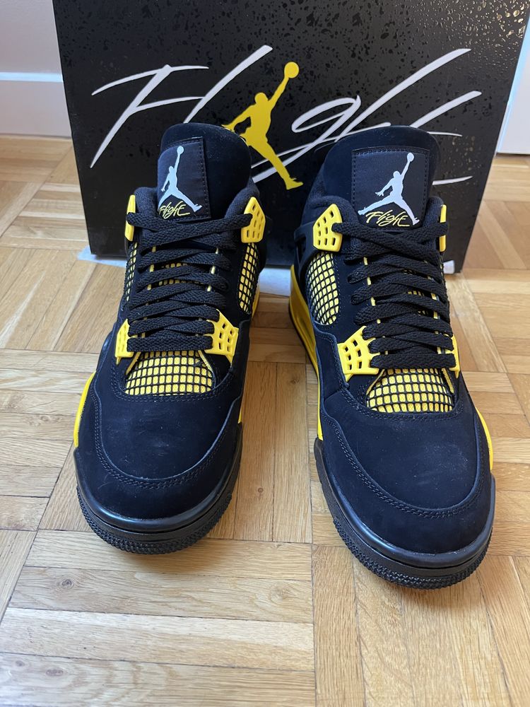 Nike Jordan retro 4 IV Thunder