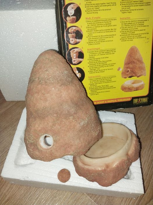 Exo-Terra кормушка-термитник для выдачи живых кормов рептилиям