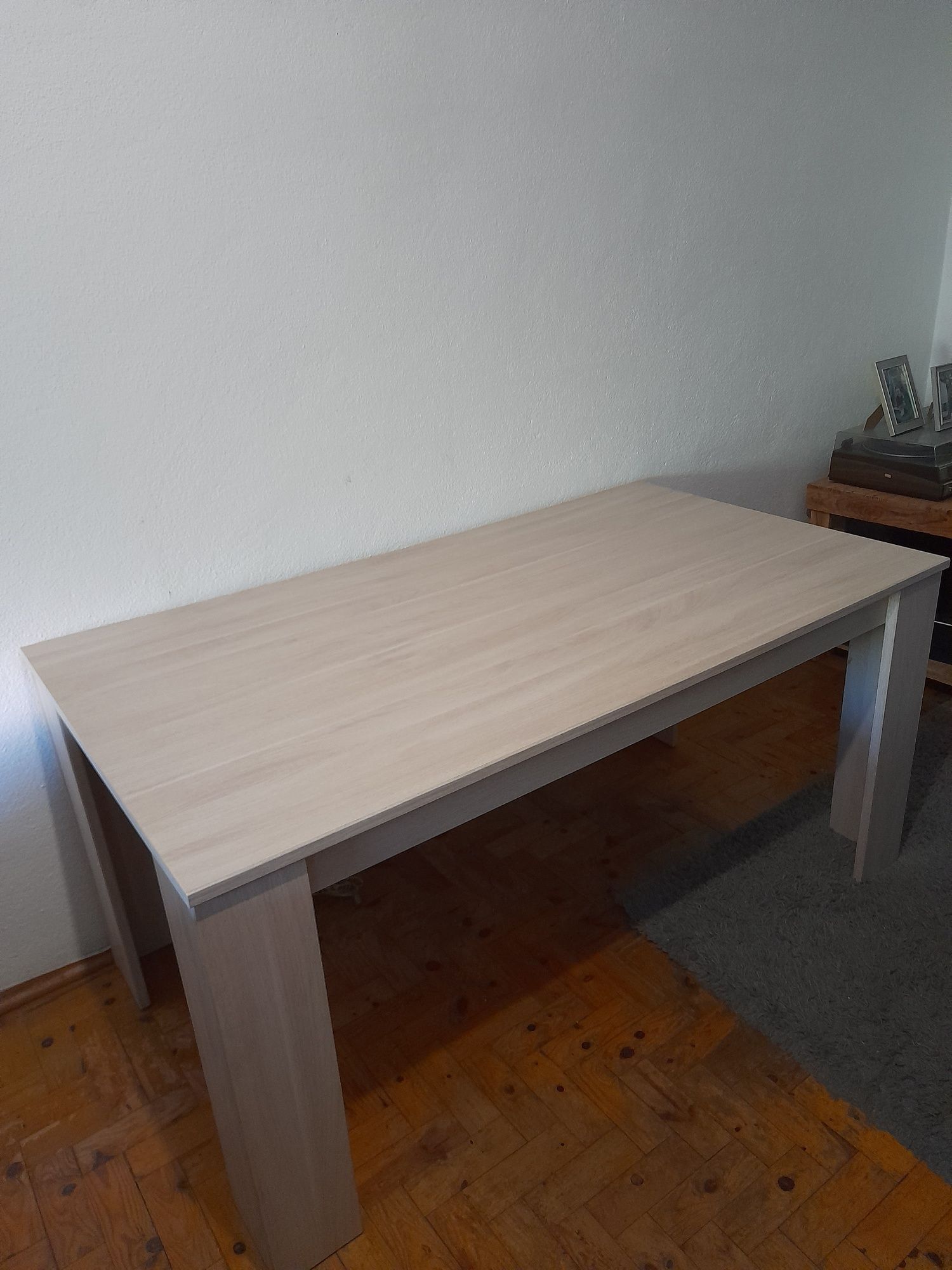 Mesa 160cm x 90cm