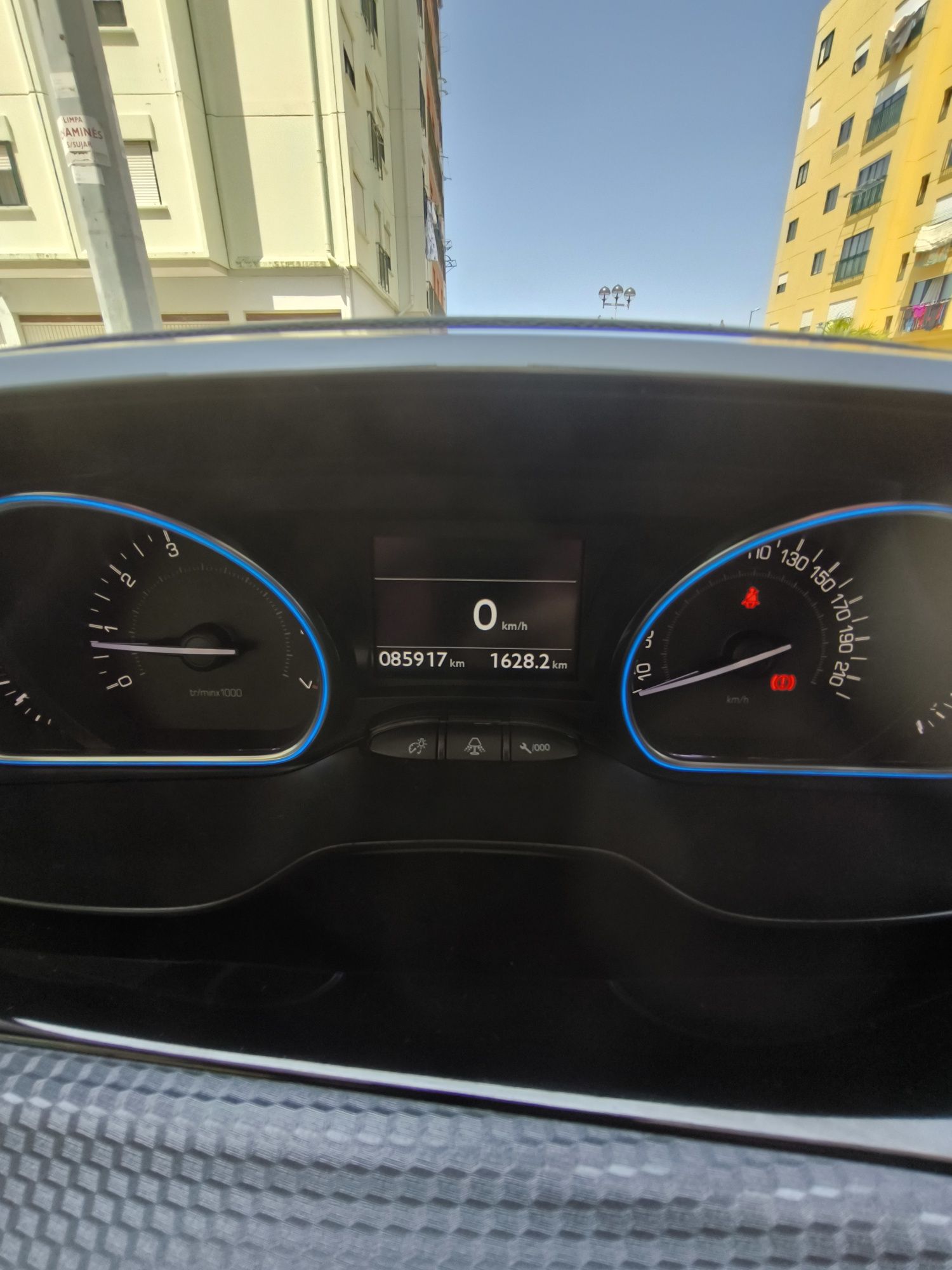 Peugeot 2008 cross way