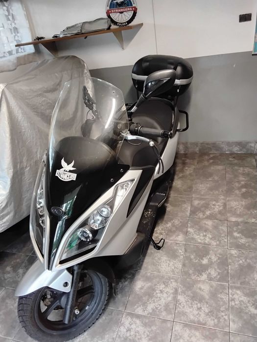 Sprzedam skuter KYMCO Downtown 300i