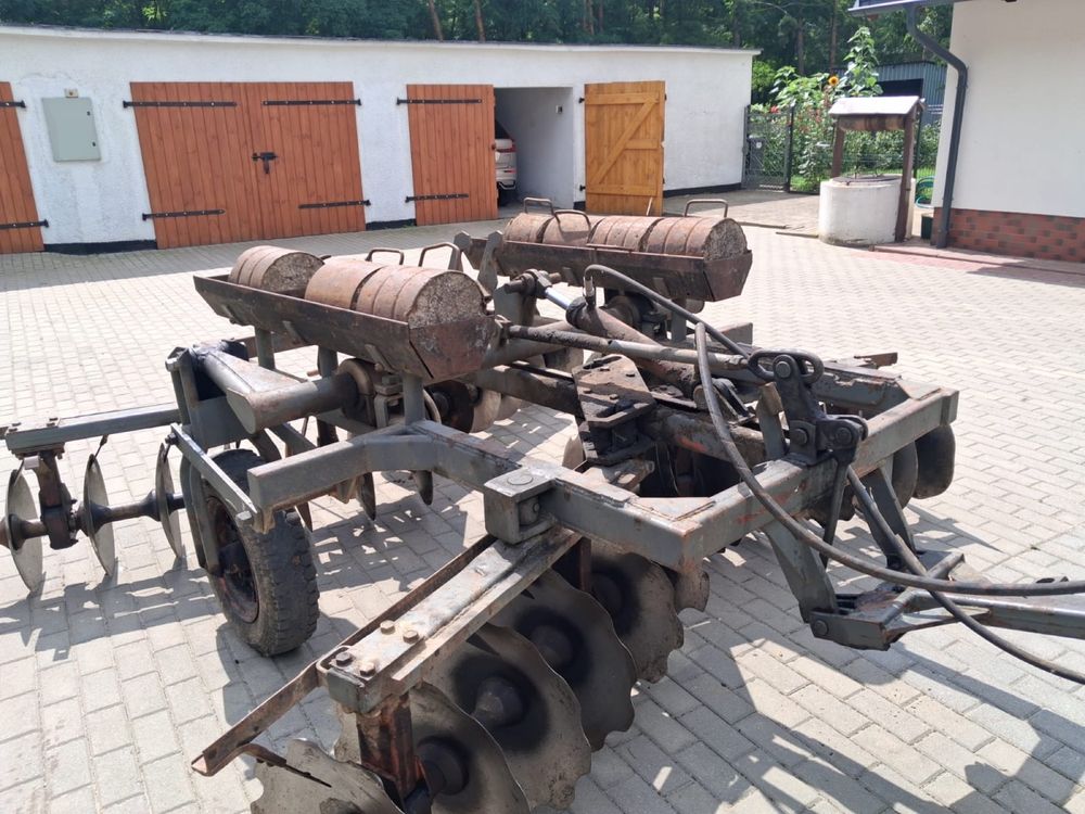 Talerzówka hydrauliczna podnoszona 3,2m