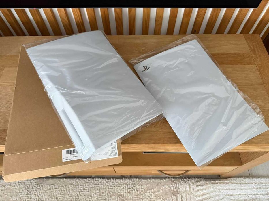 PlayStation 5 - PS5 - Comando - SSD 1TB Extra - Capas com respiração