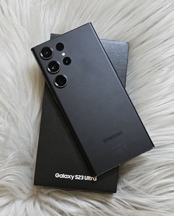 Samsung s23 ultra 256/512gb C/Garantia possibilidade de Financiamento