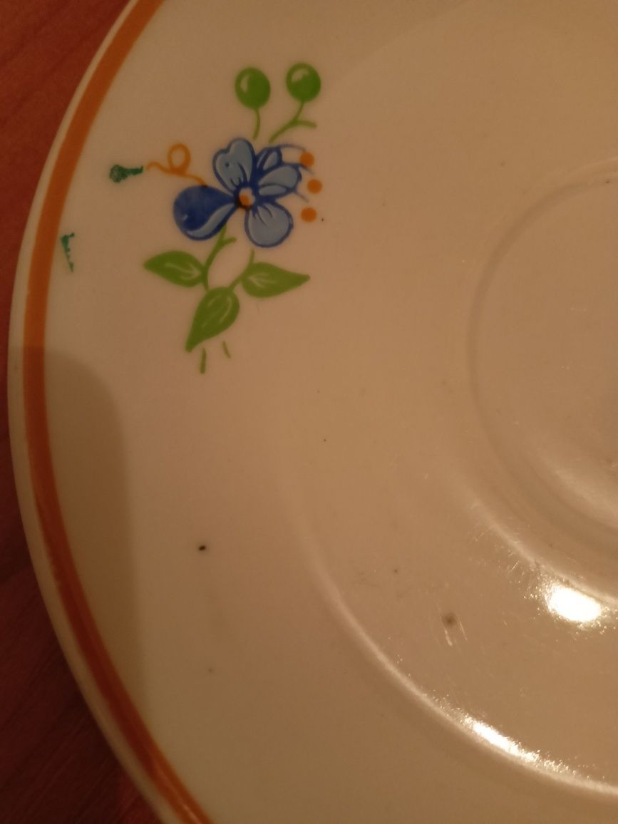 Talerzyk pod filiżankę Lubiana 2 spodek porcelana kwiatki niebieskie