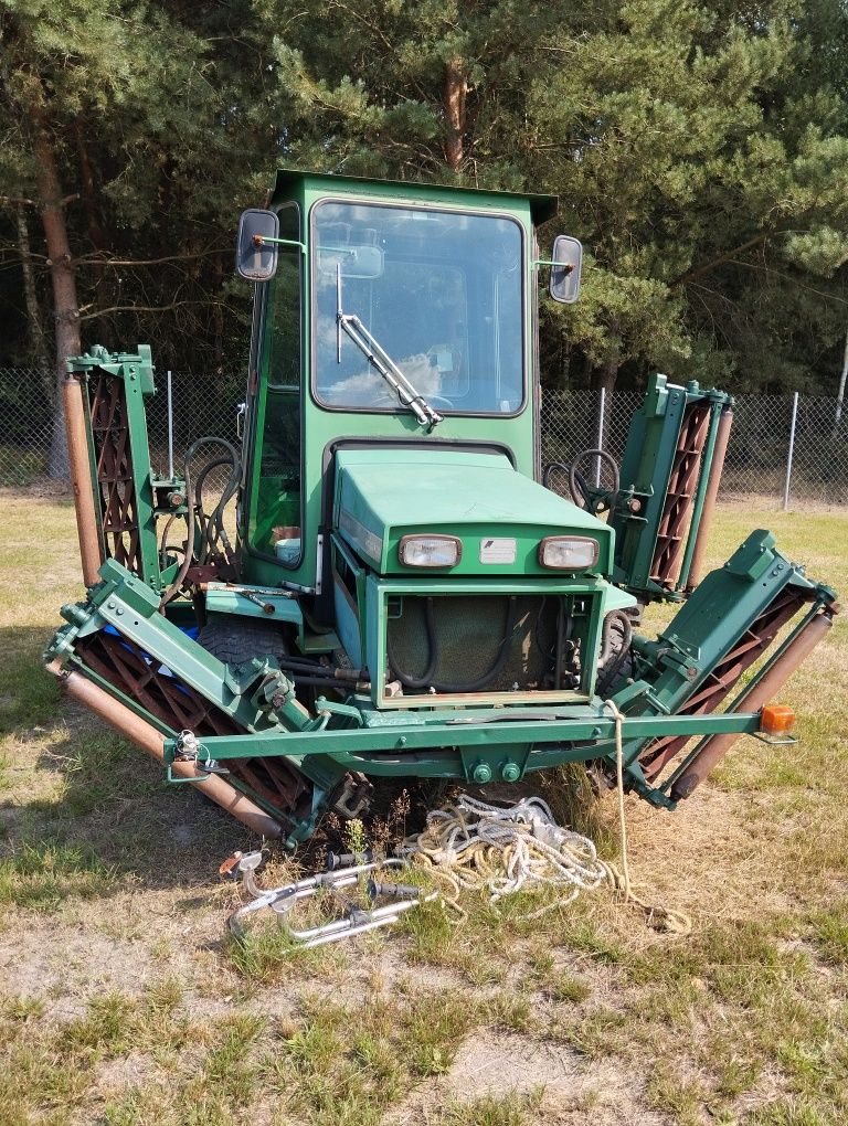 Kosiarka Ransomes Kubota  V1702 traktorek do trawników