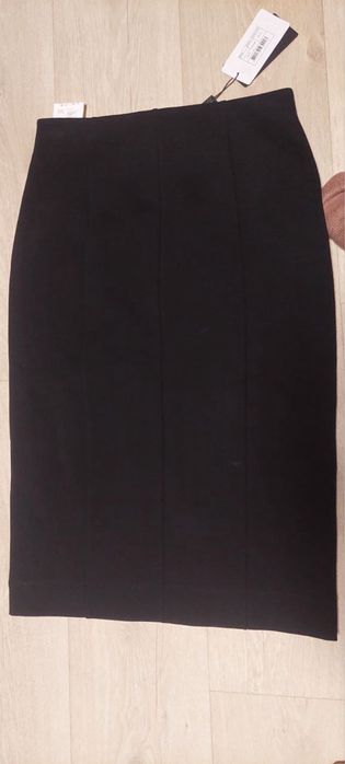 Продам женскую юбку