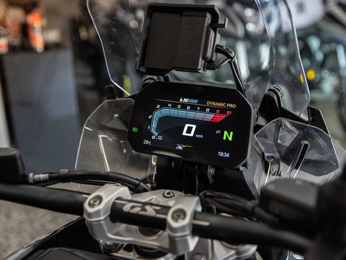 BMW R1300GS 2024 Triple Black – Full Extras | Garantia | Profissionais