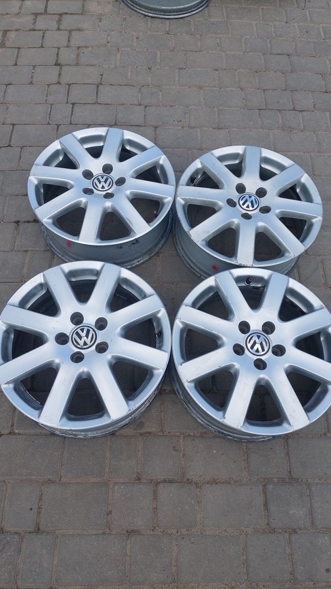 диски  jetta touran caddy polo golf 5 passat skoda 5×112 R17