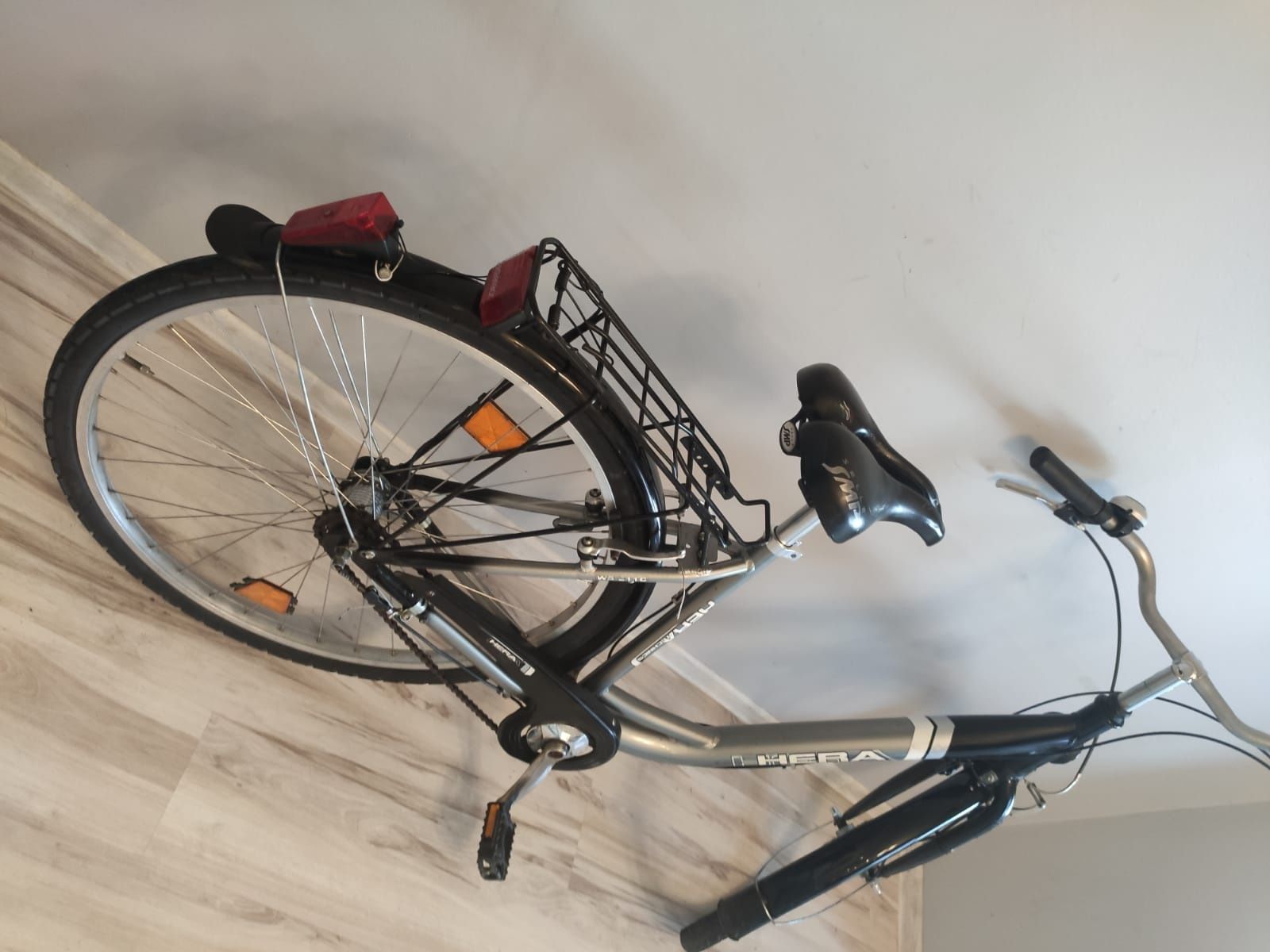 Rower z przerzutkami 28 cali