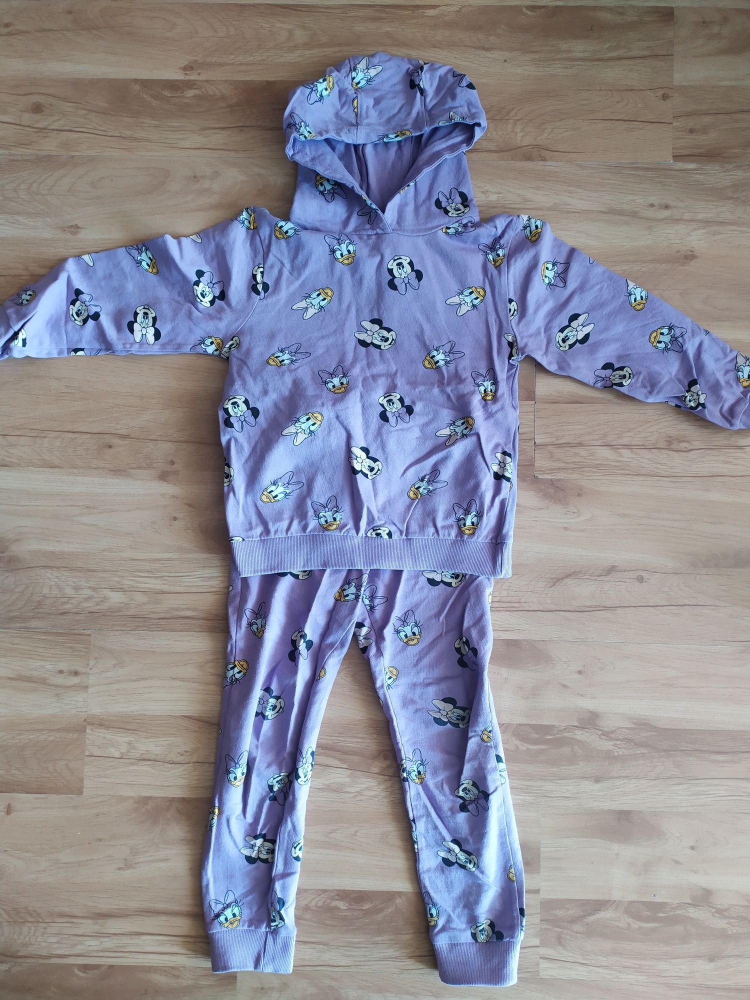 Dres rozmiar 128