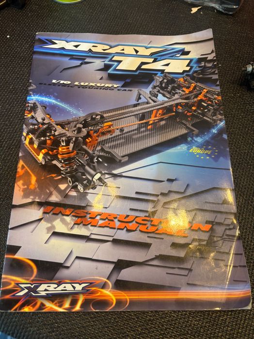 Model zawodniczy XRAY T4