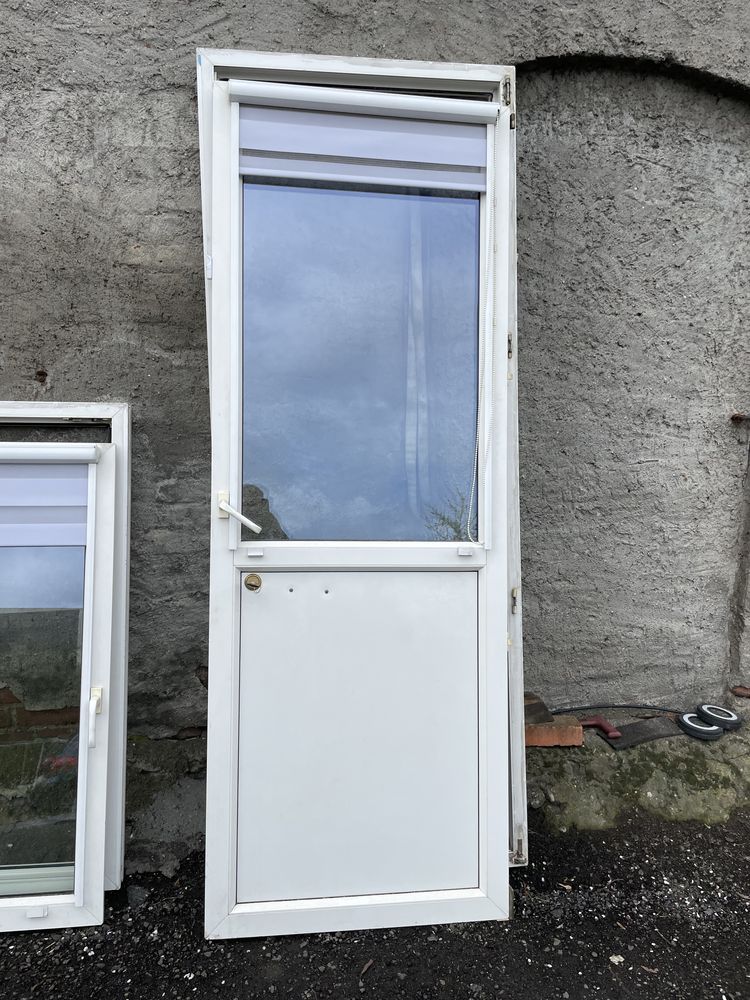 Drzwi i okno tarasowe