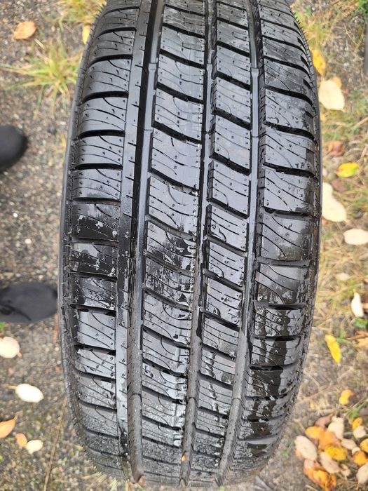 Opona M+S 215/60R17C goodyear 15r