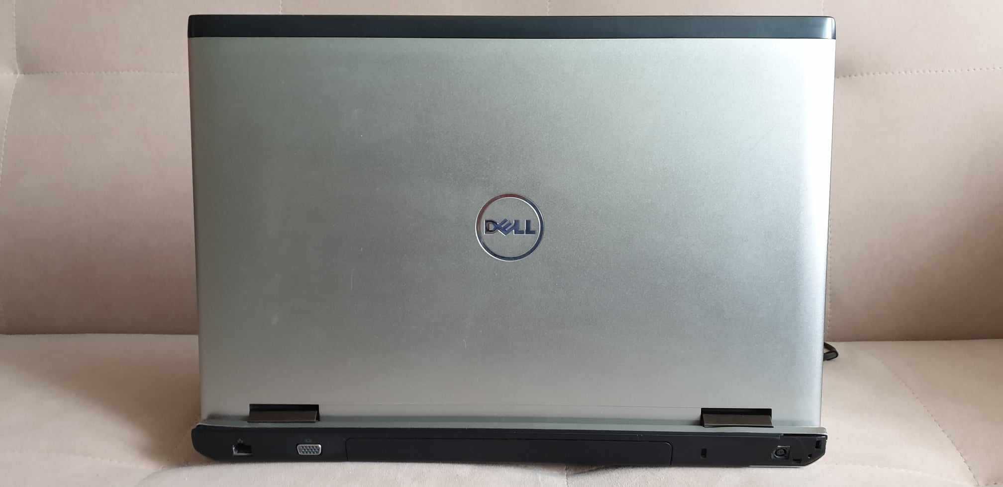 Notebook Dell Vostro 3750 17,3" i5 8GB SSD512 WIN10P