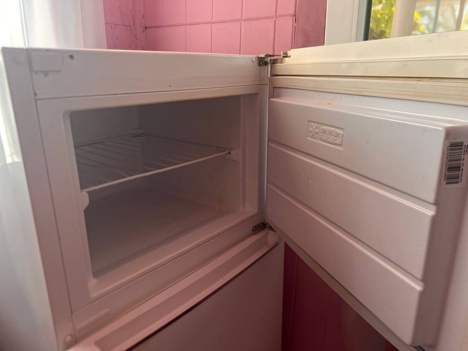 Продаю холодильник