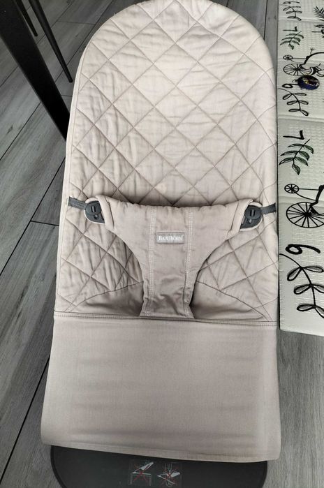 Leżaczek Bujaczek Babybjorn